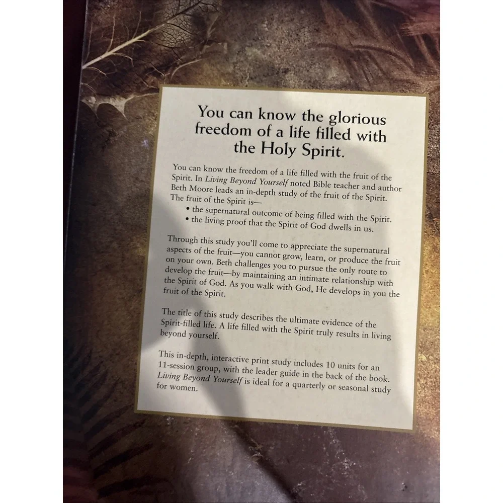 Living Beyond Yourself‎ : Exploring the Fruit of the Spirit by Beth Moore (1998)